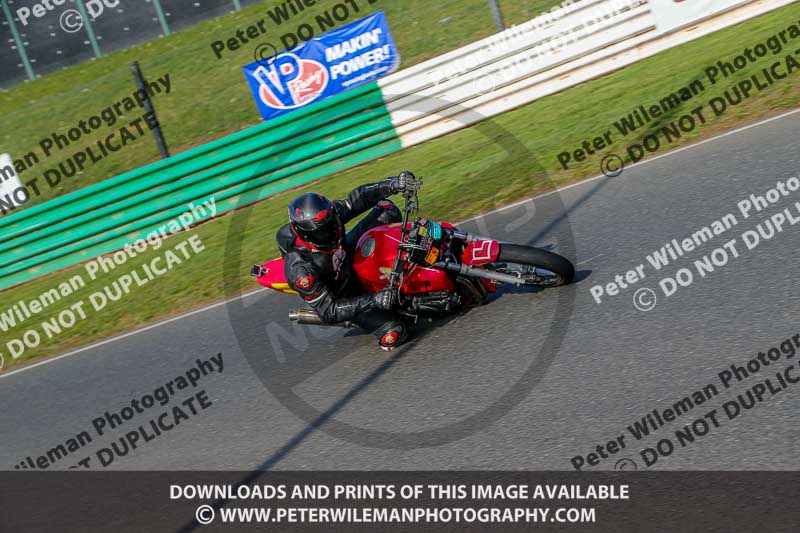 PJM Wedding Photography;enduro digital images;event digital images;eventdigitalimages;mallory park;mallory park photographs;mallory park trackday;mallory park trackday photographs;no limits trackdays;peter wileman photography;racing digital images;trackday digital images;trackday photos